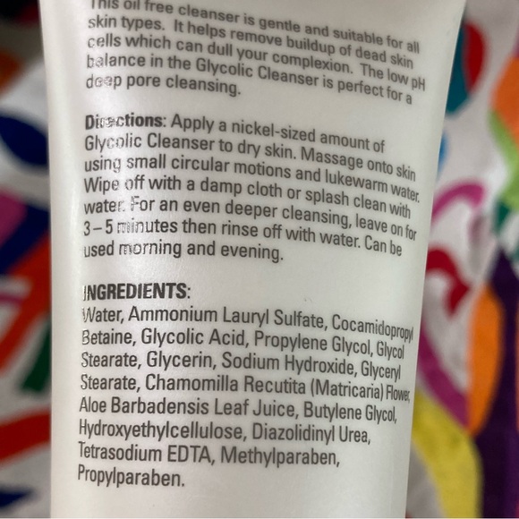 Serious Skin Care Glycolic Cleanser 4oz Sealed - Picture 4 of 5